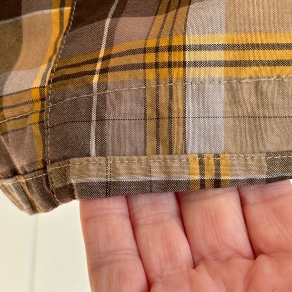 Billabong plaid shorts browns and yellow size 38 - Picture 4 of 16
